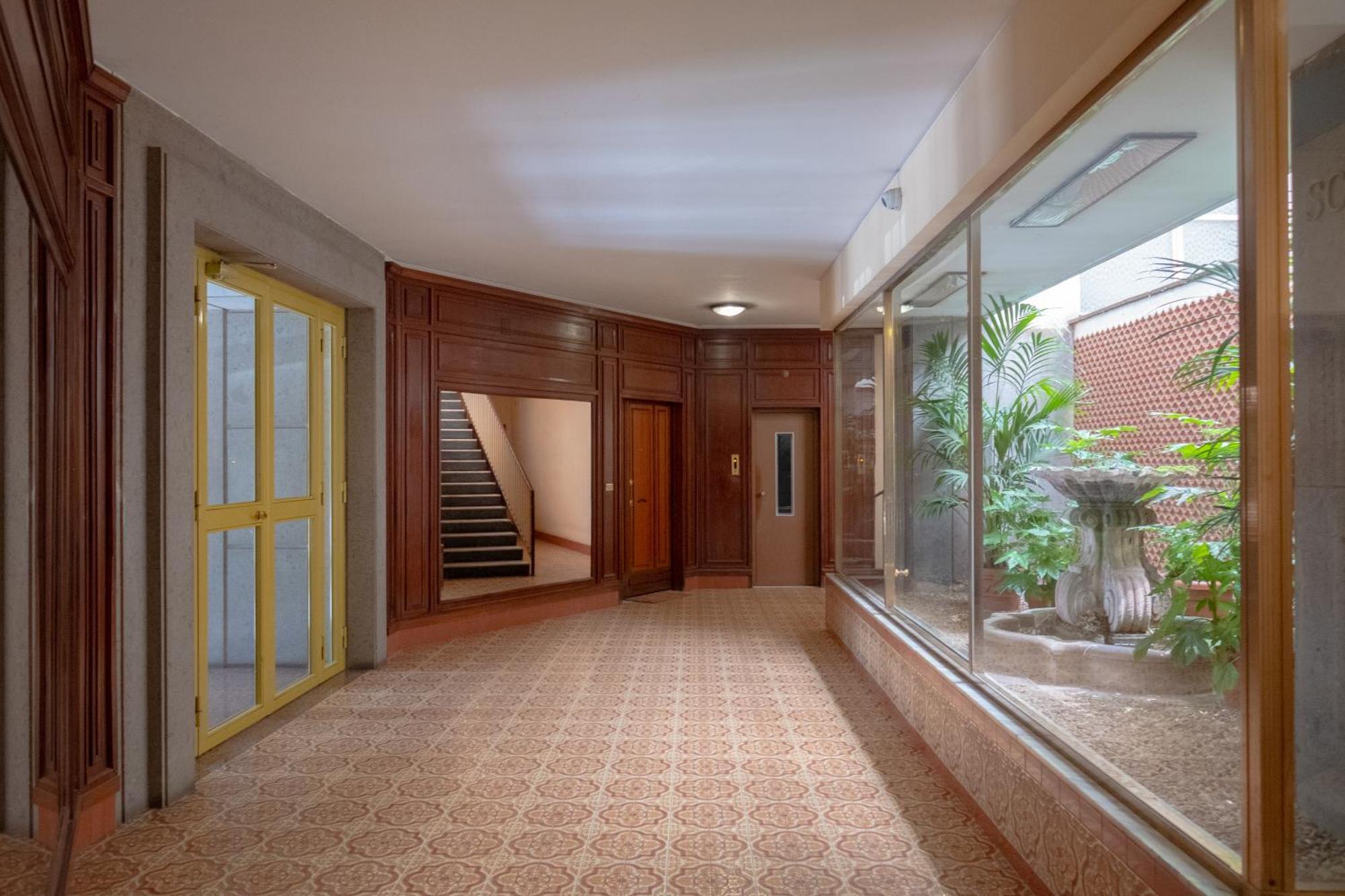 - Roman Ruins House - 750M From The Metro Station Exterior foto